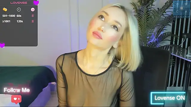 Snapshot of AmiiWong chatting on 2, 3, 2025 AmiiWong online show from 2, 3, 2025