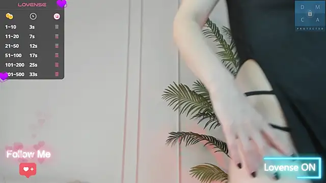 Snapshot of AmiiWong chatting on 13, 2, 2025 AmiiWong online show from 13, 2, 2025