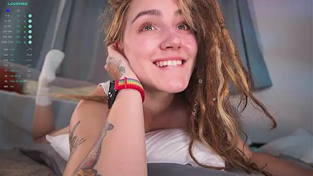 Snapshot of Winnie_sweet chatting on 22, 10, 2025 Winnie sweet online show from 22, 10, 2025