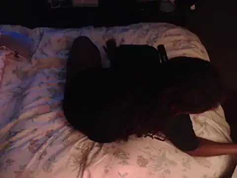 Snapshot of EbonyFetishQueen chatting on 14, 2, 2025 EbonyFetishQueen online show from 14, 2, 2025