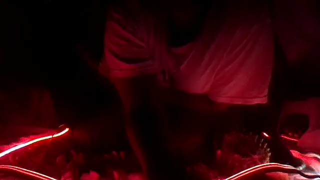 Snapshot of EbonyFetishQueen chatting on 20, 11, 2025 EbonyFetishQueen online show from 20, 11, 2025