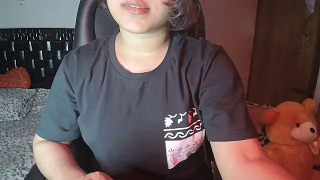 Most-Beautiful-Queen online show from 6, 10, 2025