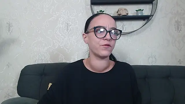 IzabelllNoir online show from 8, 11, 2025