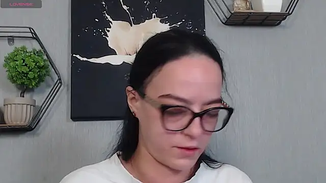 IzabelllNoir online show from 15, 4, 2026