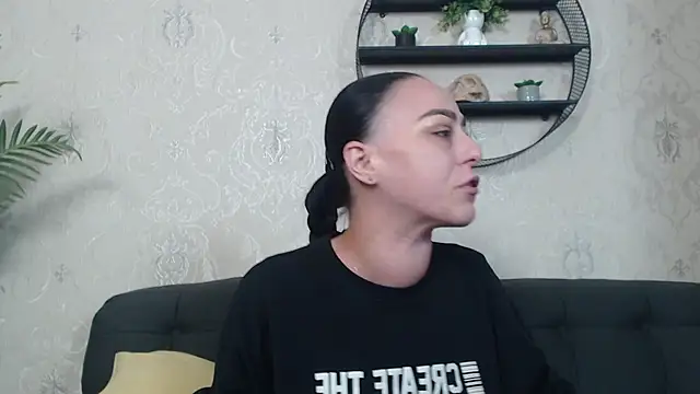 IzabelllNoir online show from 26, 11, 2025