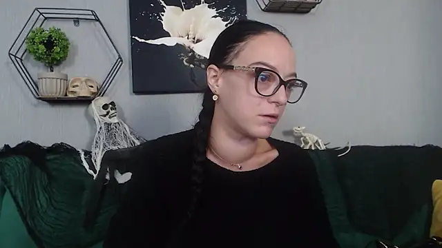 IzabelllNoir online show from 16, 10, 2025