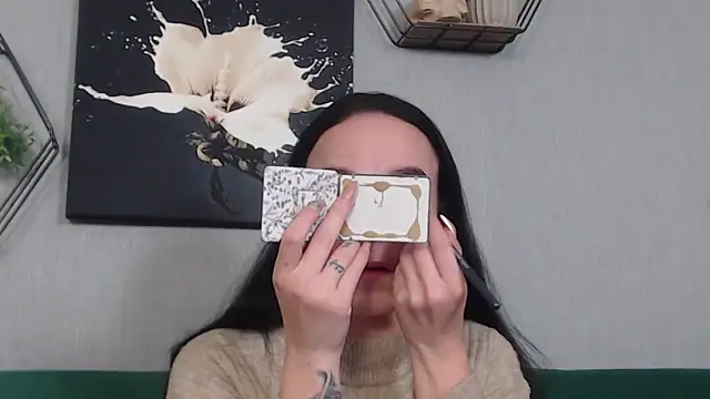 Snapshot of IzabelllNoir chatting on 7, 2, 2026 IzabelllNoir online show from 7, 2, 2026