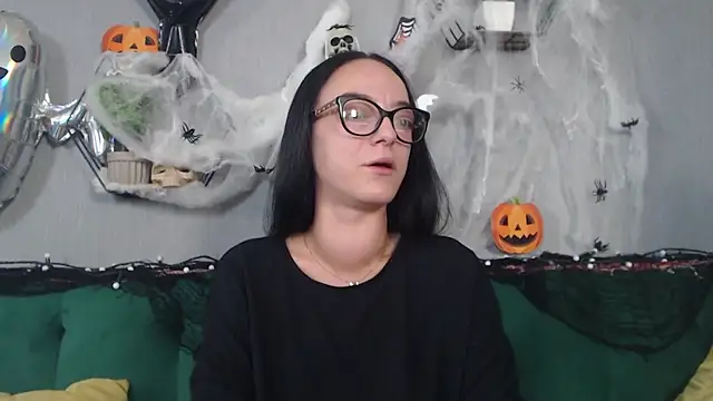 IzabelllNoir online show from 27, 10, 2025