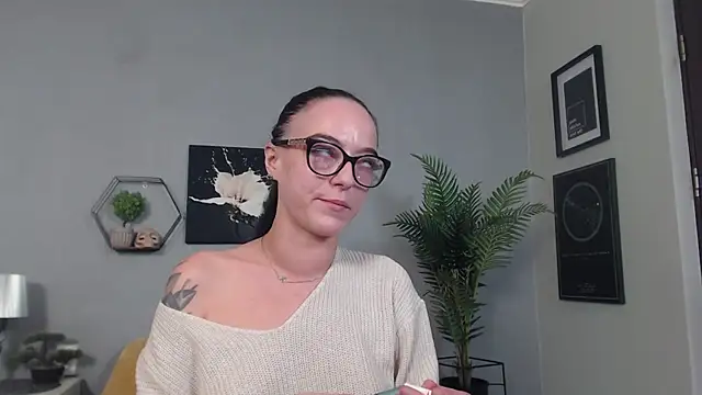 IzabelllNoir online show from 4, 3, 2026