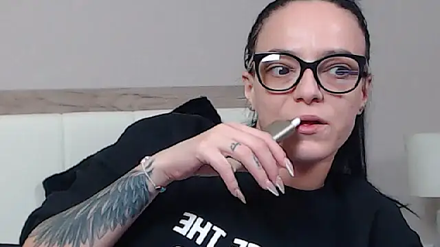 IzabelllNoir online show from 19, 3, 2025