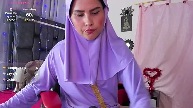 AishaAmin  online show from 13, 9, 2025