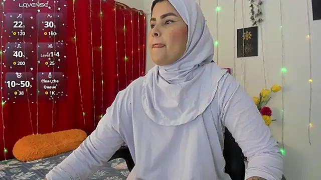 AishaAmin  online show from 30, 4, 2026
