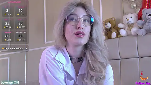 SerenaBennet online show from 19, 10, 2025