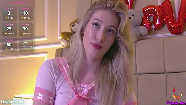 SerenaBennet online show from 11, 11, 2025