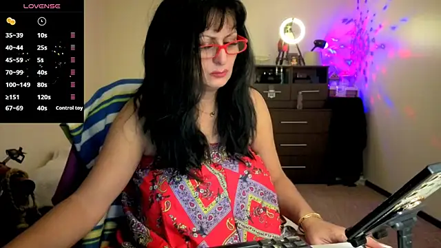 YourDreamLoverr online show from 25, 11, 2025