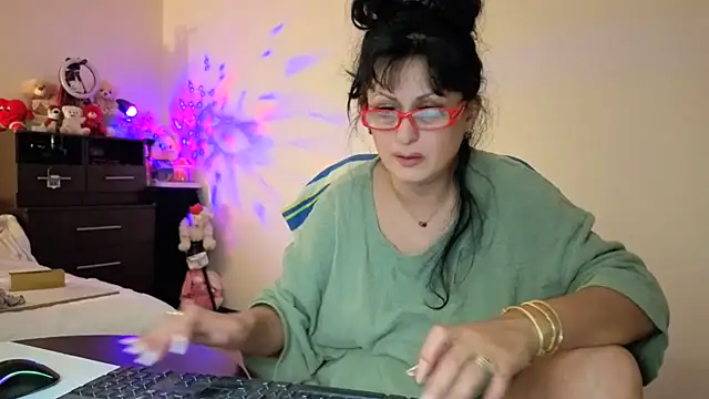 YourDreamLoverr online show from 30, 11, 2025