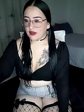 Snapshot of kirara_dirty chatting on 22, 12, 2024 kirara dirty online show from 22, 12, 2024