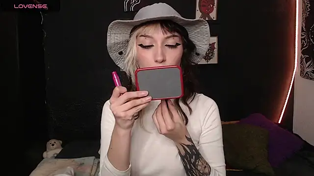 niakat  online show from 16, 9, 2025