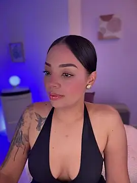 Snapshot of Sara_LipsX chatting on 10, 5, 2026 Sara LipsX online show from 10, 5, 2026