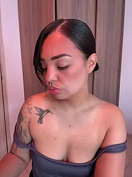 Sara LipsX online show from 26, 7, 2026