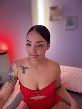 Snapshot of Sara_LipsX chatting on 24, 5, 2026 Sara LipsX online show from 24, 5, 2026