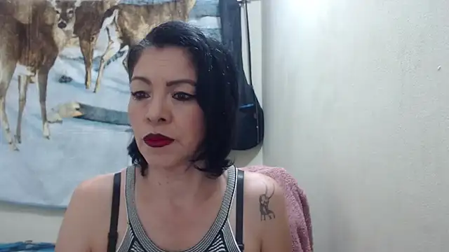 electra-mommy online show from 5, 3, 2025