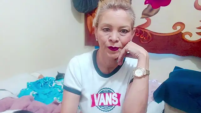 electra-mommy online show from 10, 10, 2025