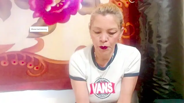 electra-mommy online show from 8, 10, 2025