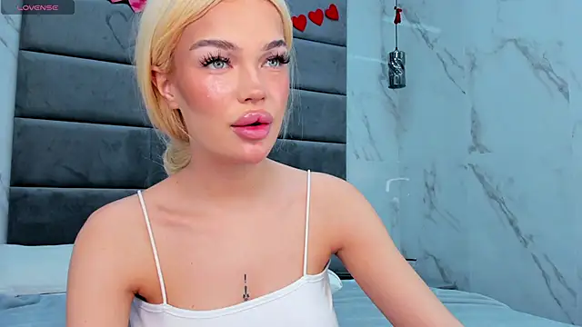 Angel Sapphire  online show from 19, 3, 2025