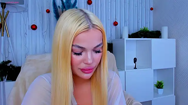 Angel Sapphire  online show from 26, 1, 2025