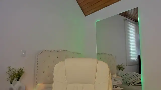 AtheneaRossi online show from 27, 9, 2025