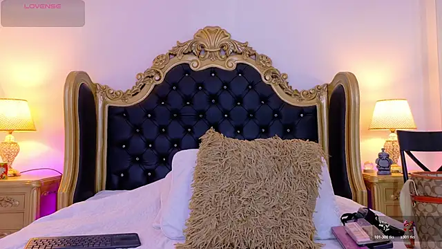 AdelinaVans online show from 6, 4, 2026