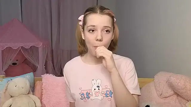 PrincessLittleKiki online show from 6, 3, 2026