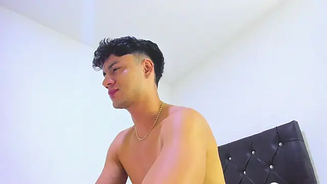 Sebastian-Dash online show from 6, 2, 2025