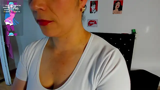 Aliciia cute1 online show from 30, 4, 2026