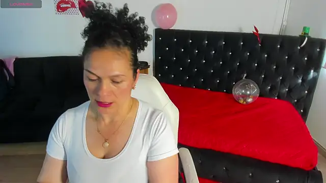 Aliciia cute1 online show from 22, 5, 2026