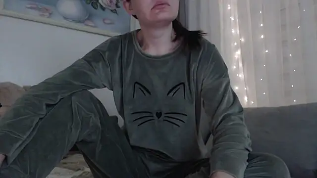  JustmeHere  online show from 24, 11, 2025