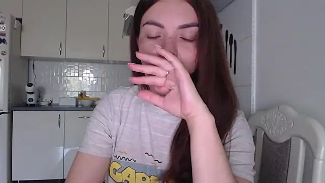 Snapshot of _JustmeHere_ chatting on 19, 6, 2026 JustmeHere online show from 19, 6, 2026