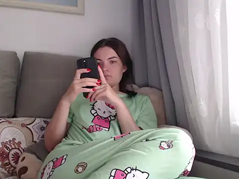  JustmeHere  online show from 30, 10, 2025