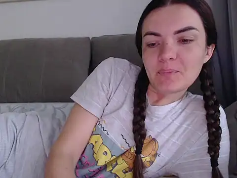  JustmeHere  online show from 2, 10, 2025