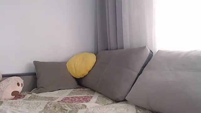  JustmeHere  online show from 25, 11, 2025