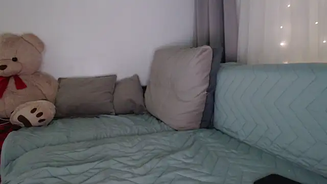  JustmeHere  online show from 12, 11, 2025