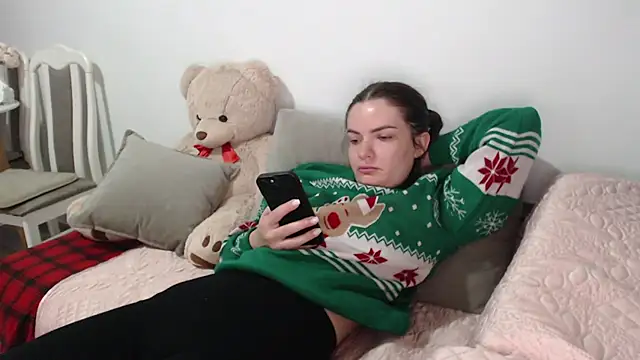  JustmeHere  online show from 15, 12, 2025