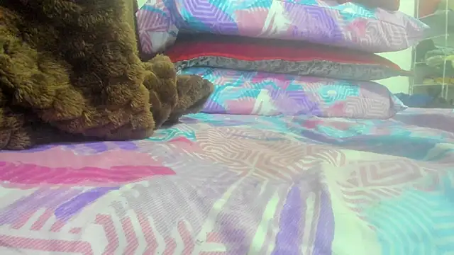 Brenda Smith69 online show from 17, 4, 2026