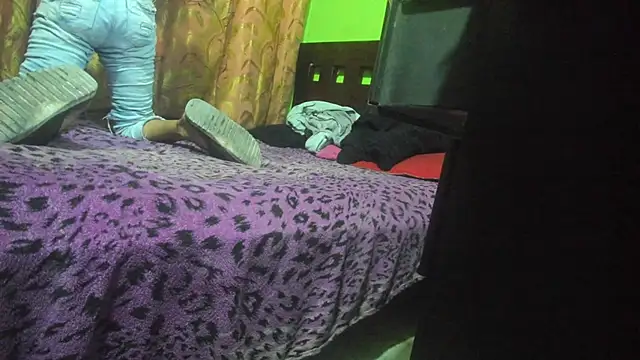 Brenda Smith69 online show from 20, 12, 2025