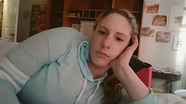 Snapshot of MsLG12301 chatting on 17, 2, 2025 MsLG12301 online show from 17, 2, 2025