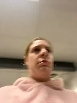 Snapshot of MsLG12301 chatting on 25, 2, 2025 MsLG12301 online show from 25, 2, 2025