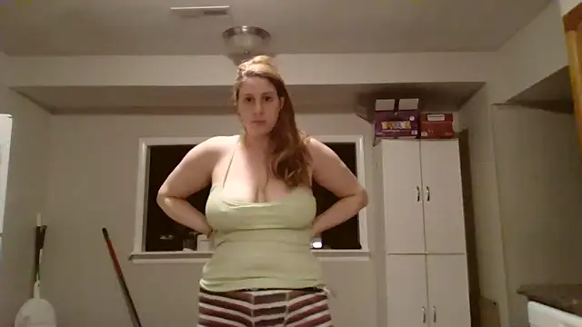 Snapshot of MsLG12301 chatting on 14, 2, 2025 MsLG12301 online show from 14, 2, 2025