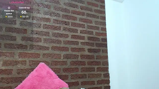 MeganColins1 online show from 29, 9, 2025