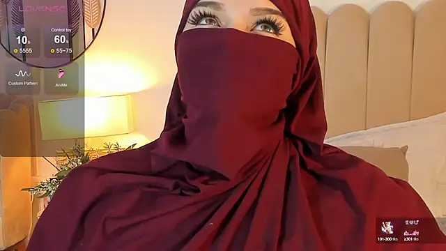 Snapshot of anna-henao chatting on 1, 3, 2025 anna-henao online show from 1, 3, 2025